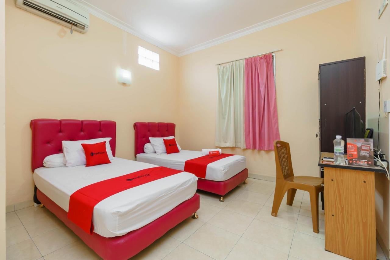 Reddoorz Syariah Near Palembang Square Mall 3 Eksteriør billede